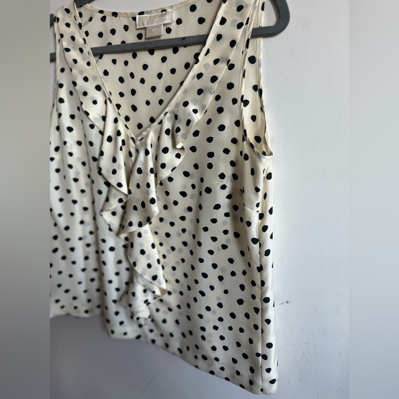 Michael Kors Polka Dot 100 % Silk Ruffles Sleeveless Blouse - 8P - Picture 5 of 11